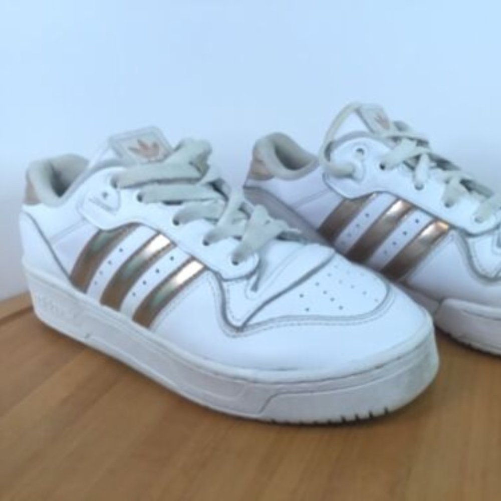 Adidas RARE Die Marke MIT Den Rose Gold  Women's White Sneakers 281001 Size 8